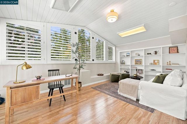 4333 Walnut Blvd, Walnut Creek, CA 94596