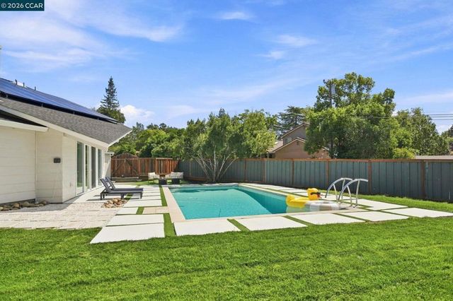 4333 Walnut Blvd, Walnut Creek, CA 94596