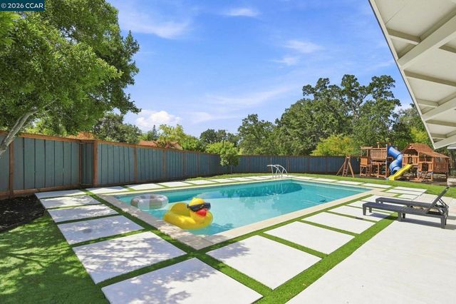 4333 Walnut Blvd, Walnut Creek, CA 94596