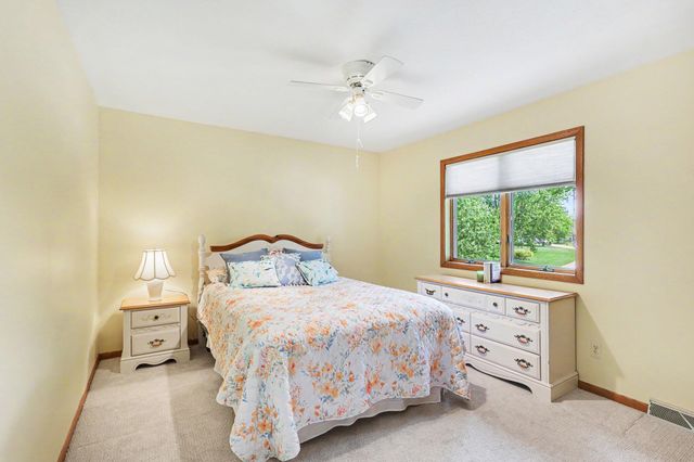 7417 Old Lantern Drive Se, Gaines Twp, MI 49316