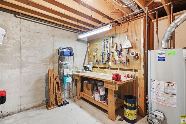 7417 Old Lantern Drive Se, Gaines Twp, MI 49316