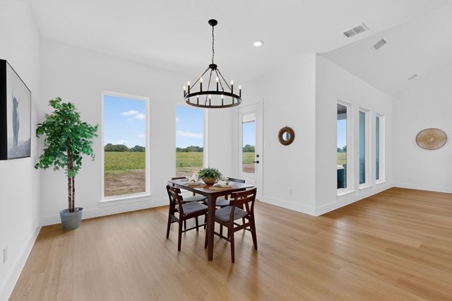 135 VZ County Road 3811, Wills Point, TX 75169