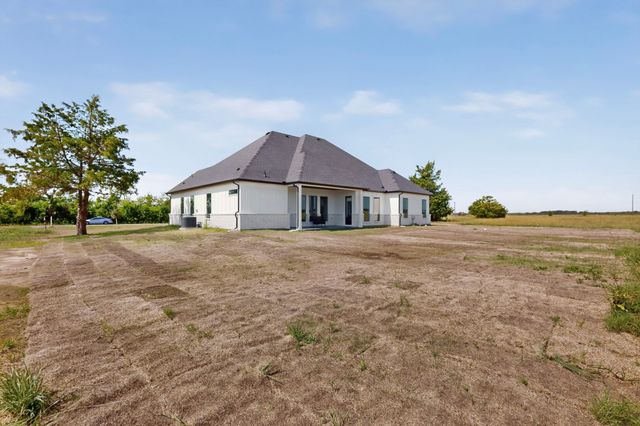 135 VZ County Road 3811, Wills Point, TX 75169