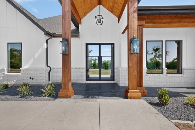 135 VZ County Road 3811, Wills Point, TX 75169