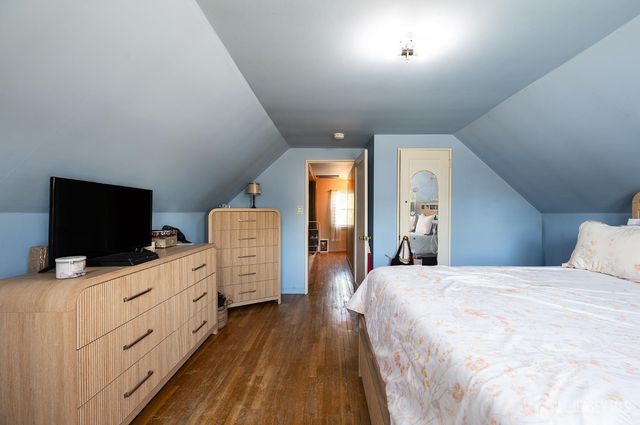 24 Old Stage Road, East Brunswick, NJ 08816