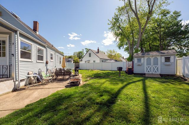 24 Old Stage Road, East Brunswick, NJ 08816