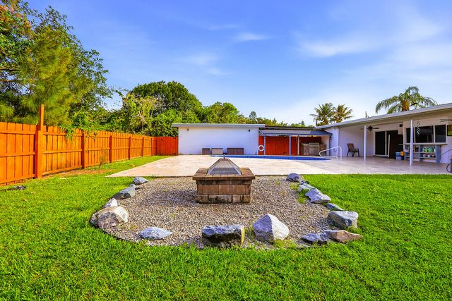 1212 Concord Avenue, West Palm Beach, FL 33417