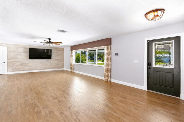 1212 Concord Avenue, West Palm Beach, FL 33417