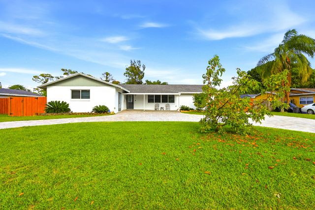 1212 Concord Avenue, West Palm Beach, FL 33417