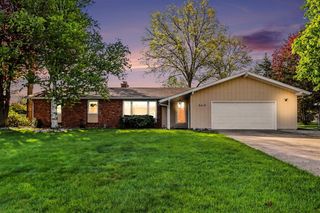 9419 Oakview Drive, Portage, MI 49024