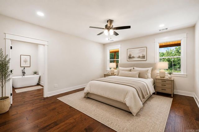 7000 Rolling Manor Drive, Benton, AR 72019
