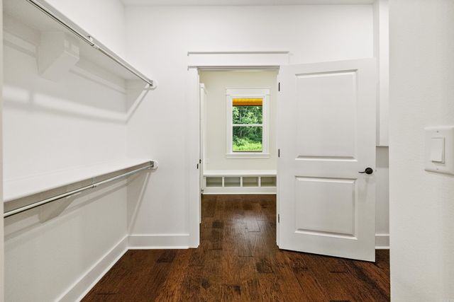 7000 Rolling Manor Drive, Benton, AR 72019