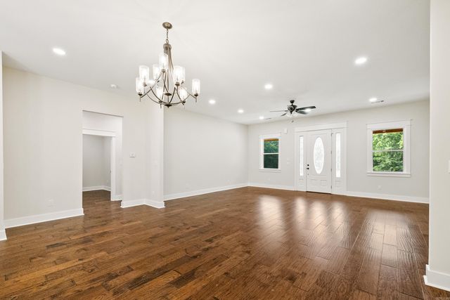 7000 Rolling Manor Drive, Benton, AR 72019