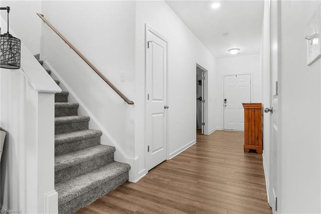 388 Altavista Drive, Clemmons, NC 27012