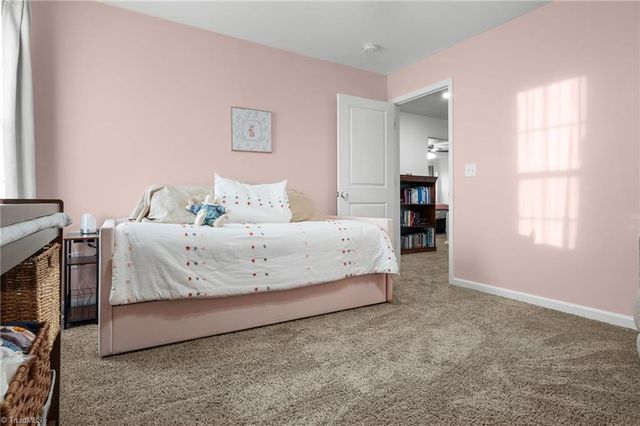 388 Altavista Drive, Clemmons, NC 27012