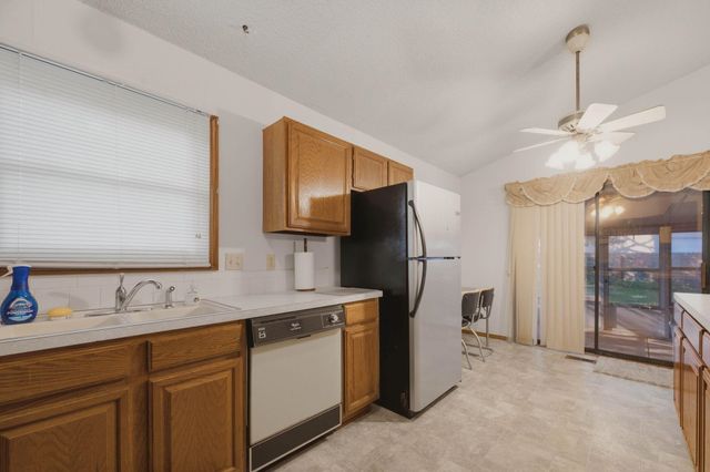 1650 S Willow Oak Ct, Wichita, KS 67230