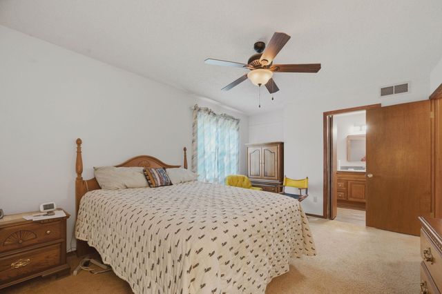 1650 S Willow Oak Ct, Wichita, KS 67230