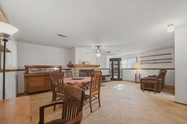 1650 S Willow Oak Ct, Wichita, KS 67230
