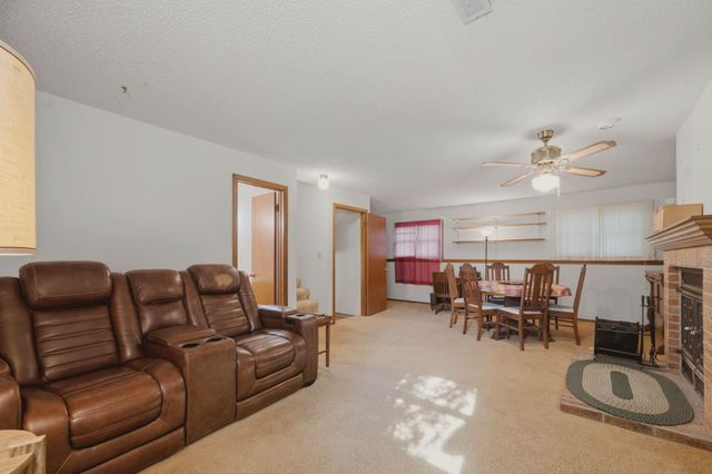 1650 S Willow Oak Ct, Wichita, KS 67230