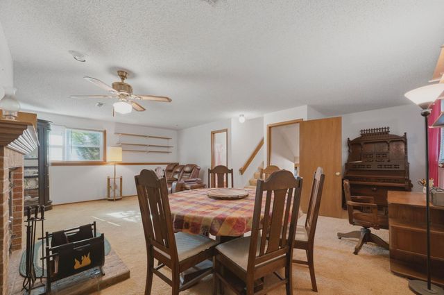 1650 S Willow Oak Ct, Wichita, KS 67230