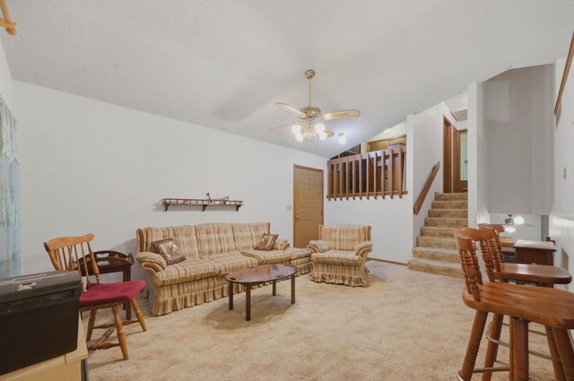 1650 S Willow Oak Ct, Wichita, KS 67230