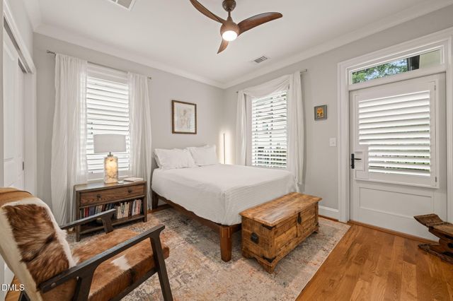 2018 Smallwood Drive C, Raleigh, NC 27605