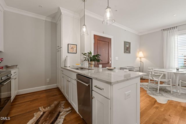 2018 Smallwood Drive C, Raleigh, NC 27605