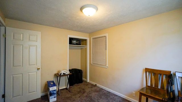 4618 Redick Avenue, Omaha, NE 68152
