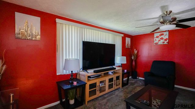 4618 Redick Avenue, Omaha, NE 68152