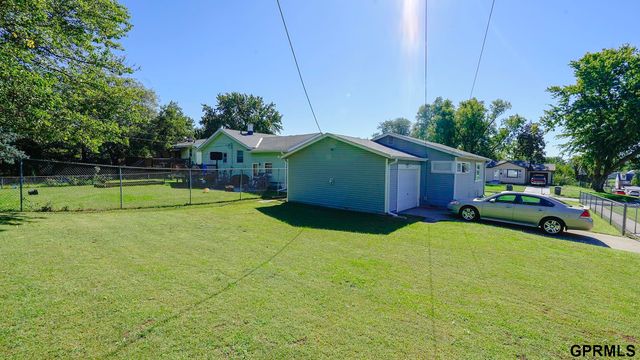 4618 Redick Avenue, Omaha, NE 68152