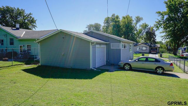 4618 Redick Avenue, Omaha, NE 68152