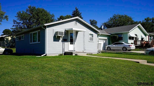 4618 Redick Avenue, Omaha, NE 68152