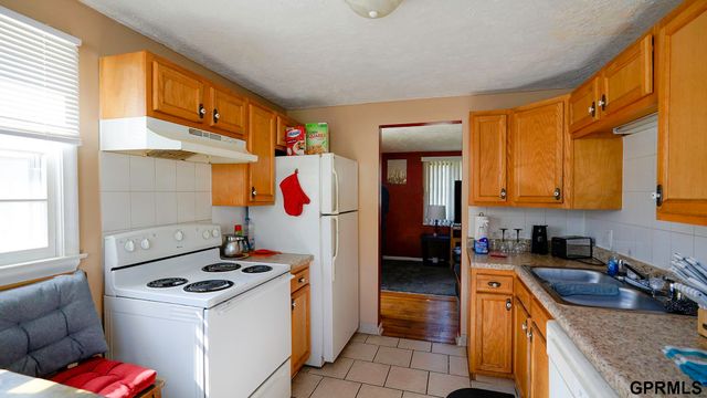 4618 Redick Avenue, Omaha, NE 68152