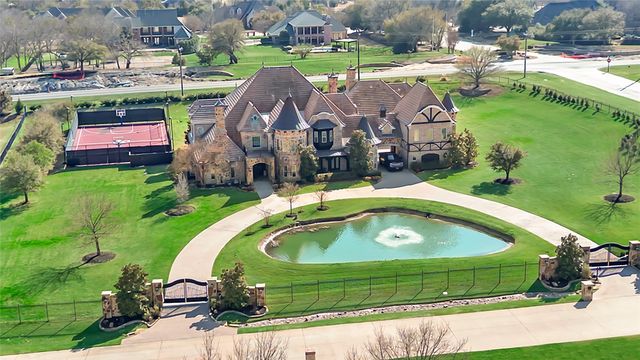 2601 Twelve Oaks Lane, Celina, TX 75078