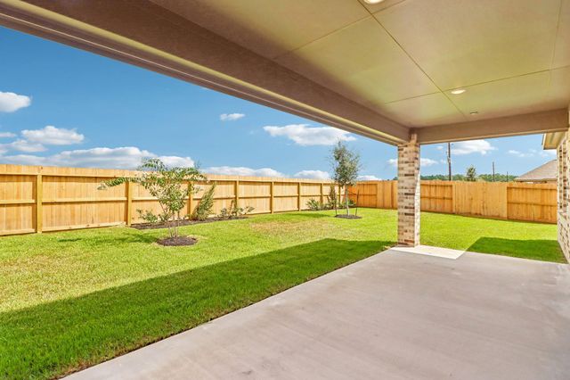 12406 Old Fashion Circle, Mont Belvieu, TX 77535