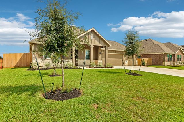 12406 Old Fashion Circle, Mont Belvieu, TX 77535