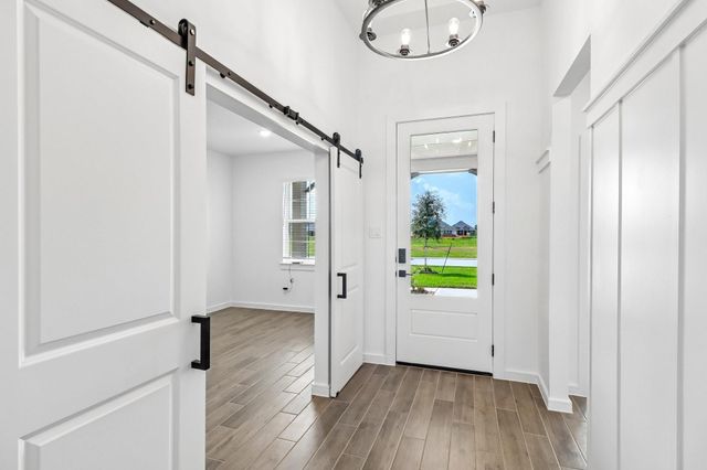 12406 Old Fashion Circle, Mont Belvieu, TX 77535