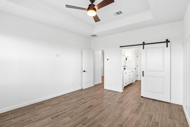 12406 Old Fashion Circle, Mont Belvieu, TX 77535