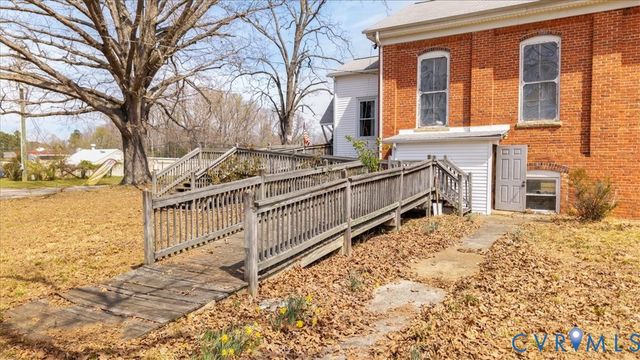 6717 Middle Rd, Prince George, VA 23875