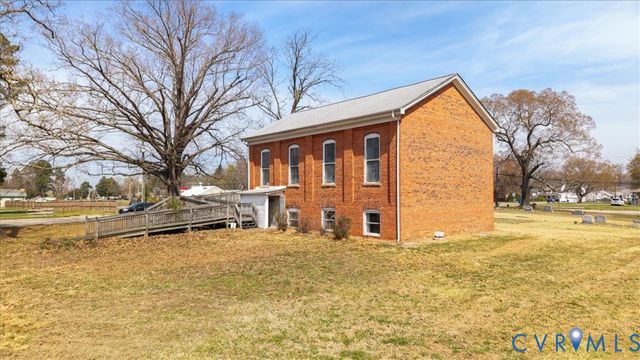 6717 Middle Rd, Prince George, VA 23875
