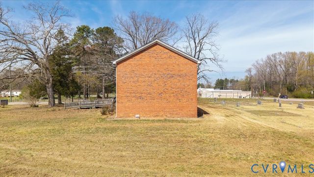 6717 Middle Rd, Prince George, VA 23875