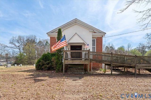 6717 Middle Rd, Prince George, VA 23875