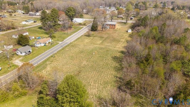 6717 Middle Rd, Prince George, VA 23875