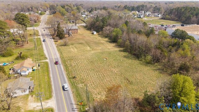 6717 Middle Rd, Prince George, VA 23875