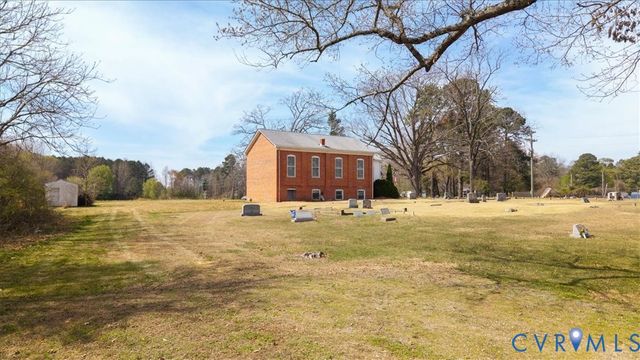 6717 Middle Rd, Prince George, VA 23875