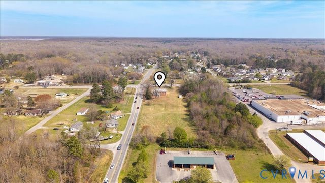 6717 Middle Rd, Prince George, VA 23875