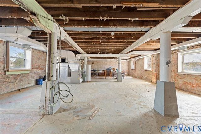 6717 Middle Rd, Prince George, VA 23875