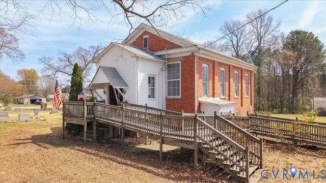 6717 Middle Rd, Prince George, VA 23875