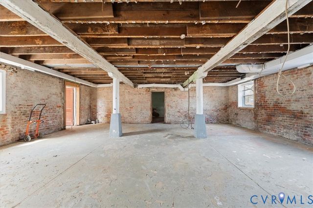 6717 Middle Rd, Prince George, VA 23875