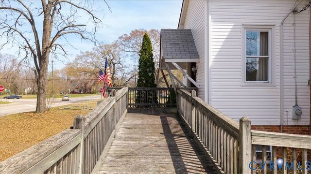 6717 Middle Rd, Prince George, VA 23875